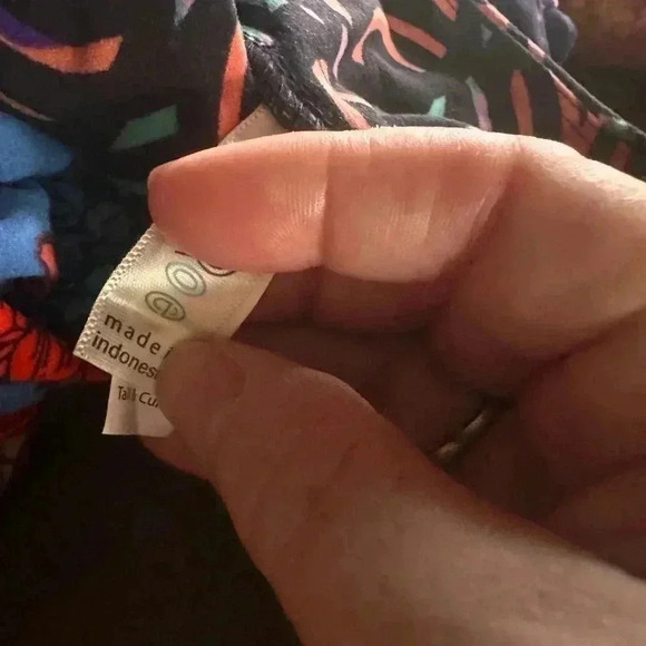 Lularoe TC black graphic leggings . OG designer Patrick quality & fit . - Picture 5 of 5